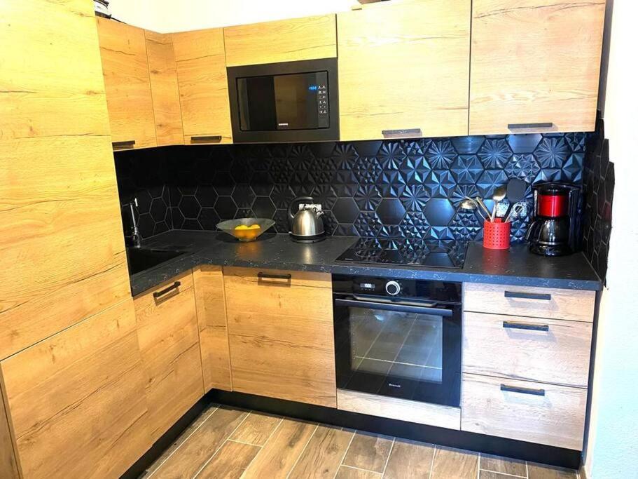 Appartement Cocooning Entierement Renove Les Angles  Bagian luar foto