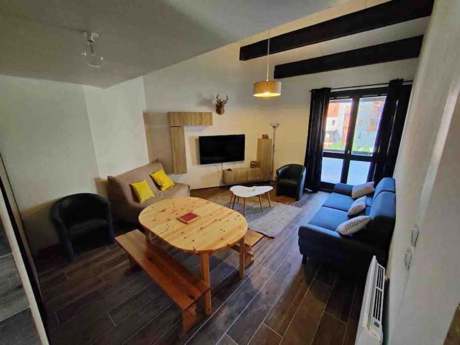 Appartement Cocooning Entierement Renove Les Angles  Bagian luar foto